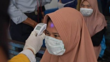 Suhu Tubuh Tinggi, Belasan Jemaah Salat Id di Cianjur Jalani Rapid Test