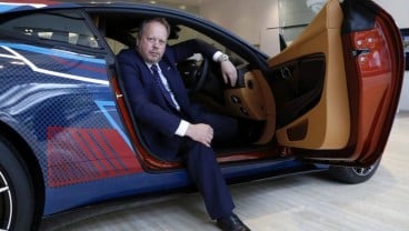 CEO Mercedes-AMG Gantikan Pimpinan Aston Martin, Ada Apa?