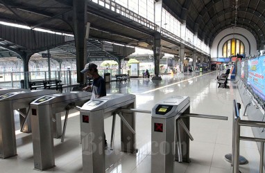 Hari Kedua Idulfitri, Jumlah Penumpang KRL Anjlok