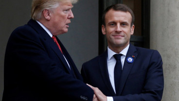 Macron Segera Umumkan Stimulus Industri Otomotif