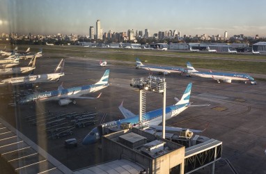 Maskapai Penerbangan Terbesar di Argentina Dapat Kucuran Bantuan Rp12,75 Triliun agar