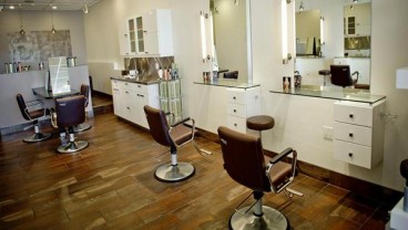 Salon hanya Layani Potong Rambut, Ada Charge Tambahan untuk APD
