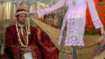 Warga Karanganyar Mulai Ajukan Izin Hajatan