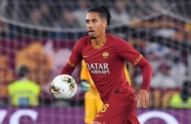Roma Tawarkan 14 Juta Euro ke United untuk Permanenkan Smalling