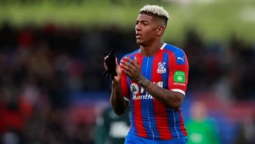 Bek Crystal Palace Bakal Berlutut di Awal Laga Lawan Bournemouth