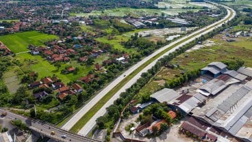 LHR Naik Tak Signifikan, Lalu Lintas Jalan Tol Belum Normal