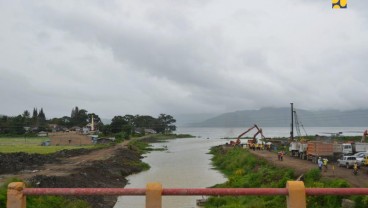 Alur Tano Ponggol Dilebarkan, Kapal Pesiar Mudah Keliling Danau Toba