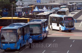Penumpang Bus Transjakarta Naik Selama Masa PSBB Transisi
