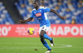 Napoli Bertahan di 100 Juta Pound, PSG Lupakan Koulibaly