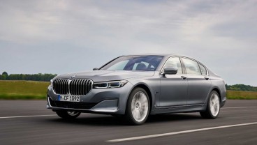 BMW Seri 7 Usung Mesin Diesel 6-Silinder Baru, Tersedia Juli 2020