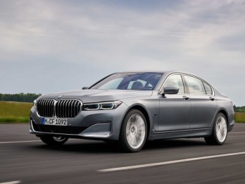 BMW Seri 7 Usung Mesin Diesel 6-Silinder Baru, Tersedia Juli 2020