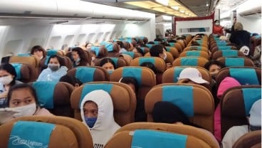 Awak Kabin Garuda (GIAA) Pakai Face Shield? Ini Penjelasan Dirut