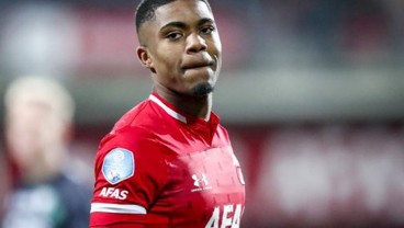 Top Skor AZ Alkmaar Myron Boadu Ingin Tetap di Belanda