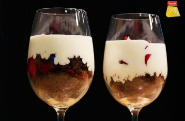 Ini Cara Membuat Chocolate Cake Dalam Gelas Yang Cocok Untuk Pecinta Cokelat