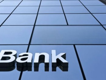 PERKEMBANGAN BISNIS BANK : Pendapatan Nonbunga Lebih Diandalkan