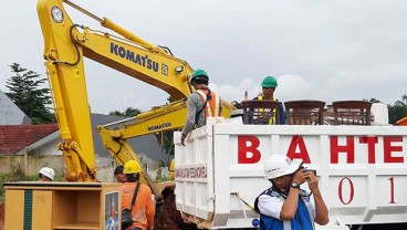 Pelanggaran Sempadan Sungai: Menteri PU Bongkar Sheetpile Waterpark Dwisari   