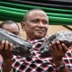 Penambang Kecil Mendadak Jadi Miliarder Karena Temukan Batu Langka Tanzanite