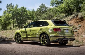 Akhir Bulan Ini, Bentley Luncurkan Versi Terbaru SUV Bentagya