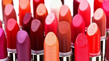 5 Shade Lipstik Yang Bisa Membuat Wajah Lebih Cerah