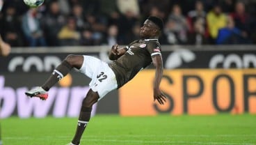 Feyenoord Rotterdam Bidik Pemain Sayap St.Pauli Christian Conteh