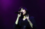 Isyana Meriahkan HUT ke 100 Tahun ITB