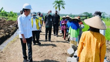 Proyek Padat Karya di Batang Bangun Irigasi Lahan 36 Hektar