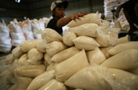 Manisnya Impor Gula Mentah, dari Konglomerat hingga BUMN Terpikat