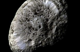 Mengenal Hyperion, Bulan Yang Mirip Batu Karang