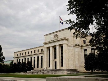 The Fed Intens Serap Surat Utang, Pasar Waswas