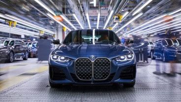 BMW 4 Series Coupé Mulai Diproduksi di Pabrik Dingolfing