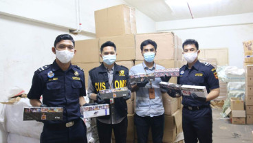 Jutaan Batang Rokok Ilegal Siap Edar Berhasil Diamankan Bea Cukai di Dua Kota