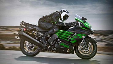 Rilis Bulan Ini, Prapesan Kawasaki Ninja ZX-25 Dibuka 11 Juli