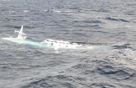 Kapal Nelayan Tenggelam di Kupang, 6 Orang Belum Ditemukan