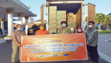 Uni-Charm Indonesia Donasi Popok Dewasa ke RS Rujukan Covid-19 di Jatim