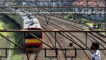 Penumpang Stasiun Bogor Membeludak, Perjalanan KRL Ditambah Lagi