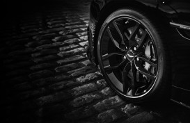 Aston Martin Gandeng Lenovo Kembangkan Mobil Paripurna