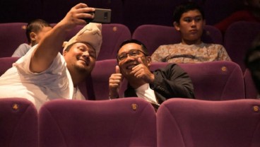 Ridwan Kamil: Mal Bisa Buka, Tapi Bioskop dan Karaoke Tahan Dulu