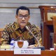 Jokowi Bubarkan 18 Lembaga Negara, Refly Harun: Dimulai dari Tangga Istana 