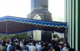 Halmahera Tiadakan Salat Iduladha di Lapangan, Diganti di Masjid