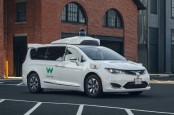 Fiat Chrysler dan Waymo Perluas Kolaborasi Mobil Otonom