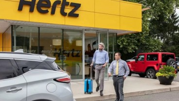 Utang Menggunung, Hertz Jual Setengah Juta Mobil Rental