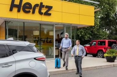 Utang Menggunung, Hertz Jual Setengah Juta Mobil Rental