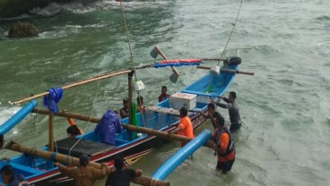 Perahu Terbalik, 3 Nelayan Lobster di Gunungkidul Selamat