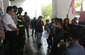 Mahasiswa Batam Tuntut Anggota DPRD Pemain Limbah Ditangkap