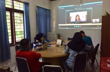 Lebih dari 200 Guru di Sumatera Mengikuti Lokakarya Virtual Edukasi Pencegahan Karhutla