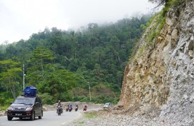 Kendaraan Diminta Waspadai Jalur Trans Sulawesi Taweli-Toboli