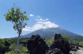 Keindahan Ternate dari Pantai Hingga Gunung