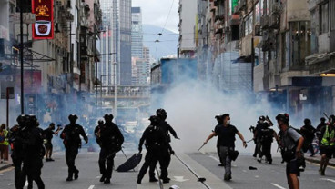 Otoritas Hong Kong Tangkap Dua Aktivis Antipemerintah