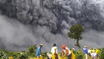 Warga Diminta Waspadai Lahar Panas Sinabung