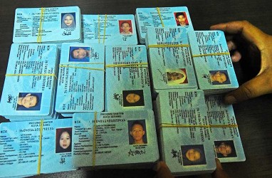 Jumlah Penduduk Laki-Laki Masih Lebih Banyak daripada Perempuan
